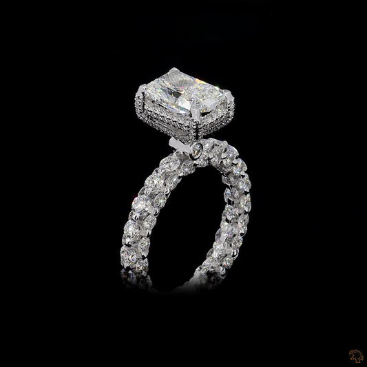 The Exquisite White Gold Radiant Diamond Ring