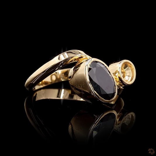 The Avant Yellow Gold Oval Diamond Ring