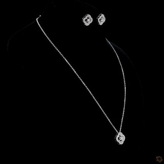 Lyra Pendant Set – Lab Grown Diamond in 18K White Gold