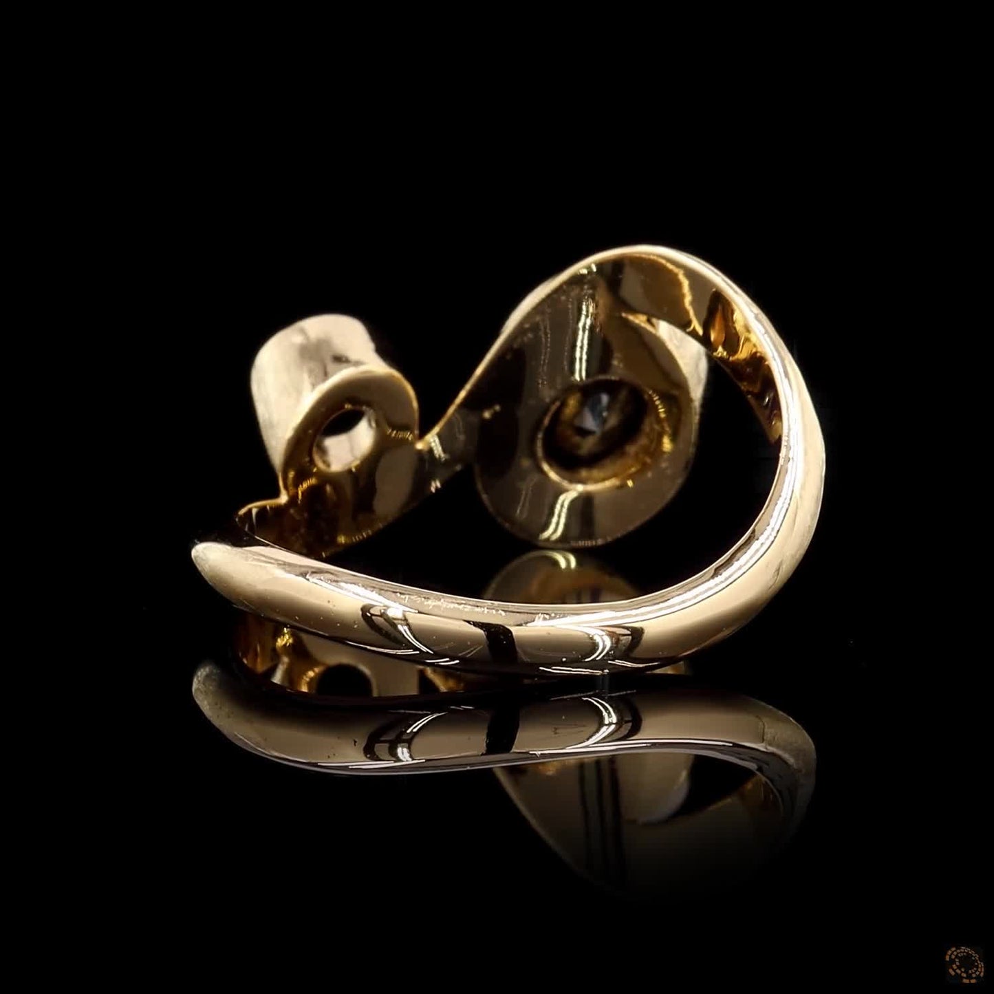 The Avant Yellow Gold Oval Diamond Ring