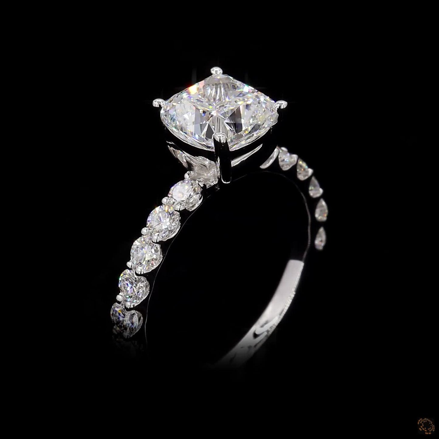 Avelyn – Cushion Cut Diamond Ring