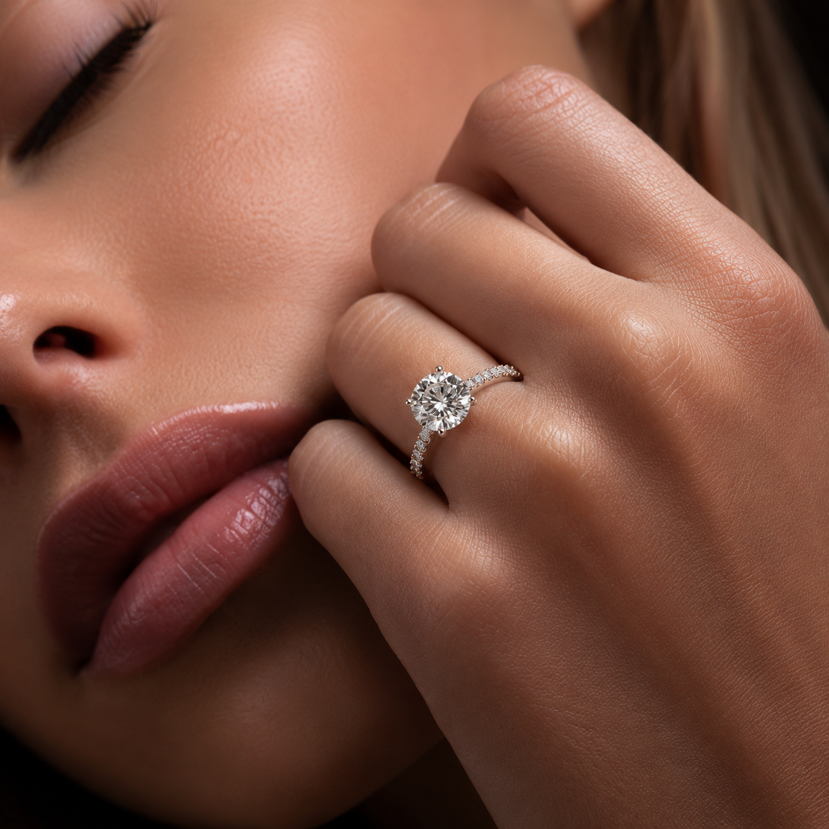 2.08 CT Round Cut Lab Grown Diamond Solitaire Engagement Ring