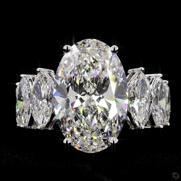 Aurielle – Oval & Marquise Diamond Crown Ring