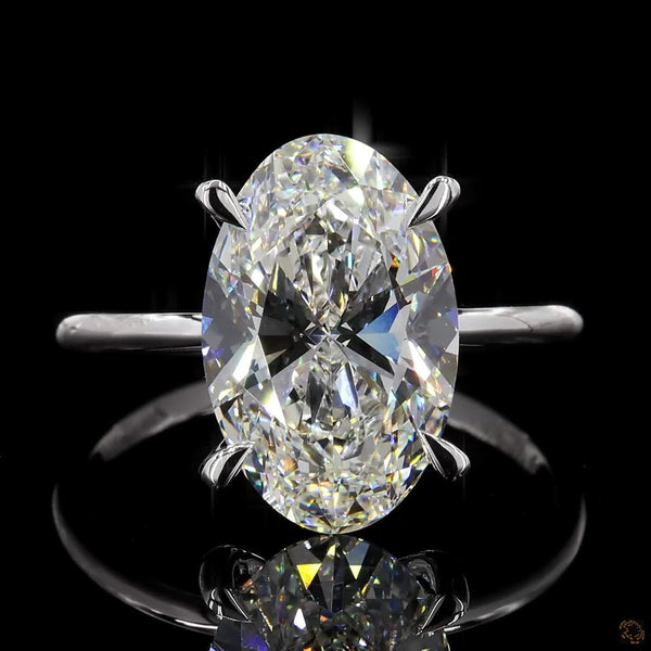 The Exquisite White Gold Oval Diamond Ring