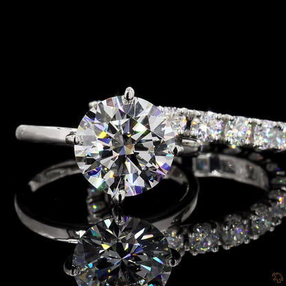 Arlena – Round Cut Lab Grown Diamond Ring Set