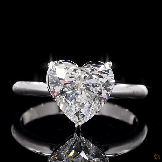 The Exquisite White Gold Heart Diamond Ring