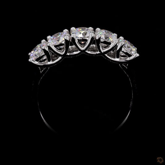 The Exquisite Yellow Gold Round Diamond Ring