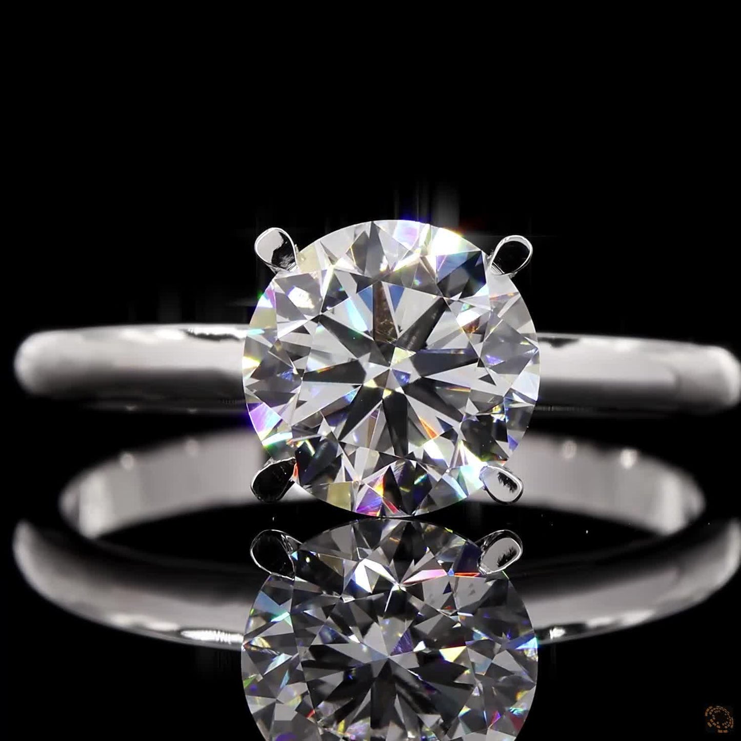 The Luster White Gold Round Diamond Ring
