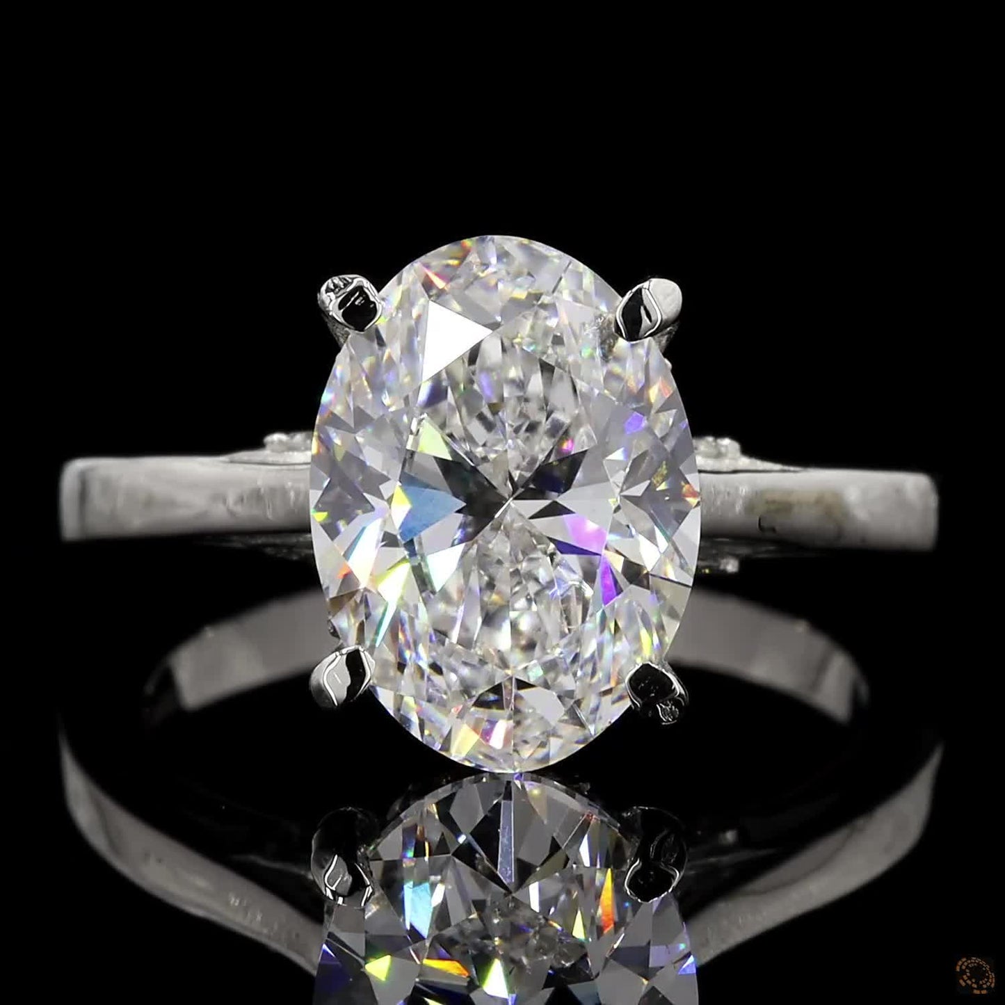 Nora – Oval Halo Diamond Ring