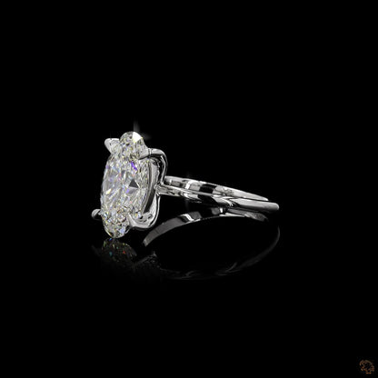 The Exquisite White Gold Oval Diamond Ring