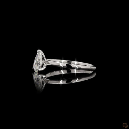 The Exquisite White Gold Pear Diamond Ring