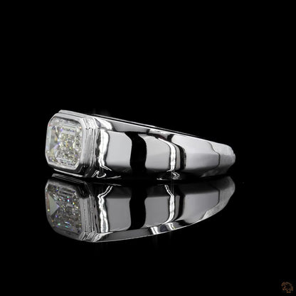 The Luster White Gold Emerald Diamond Ring