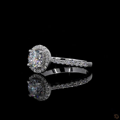 The Exquisite White Gold Round Diamond Halo Ring