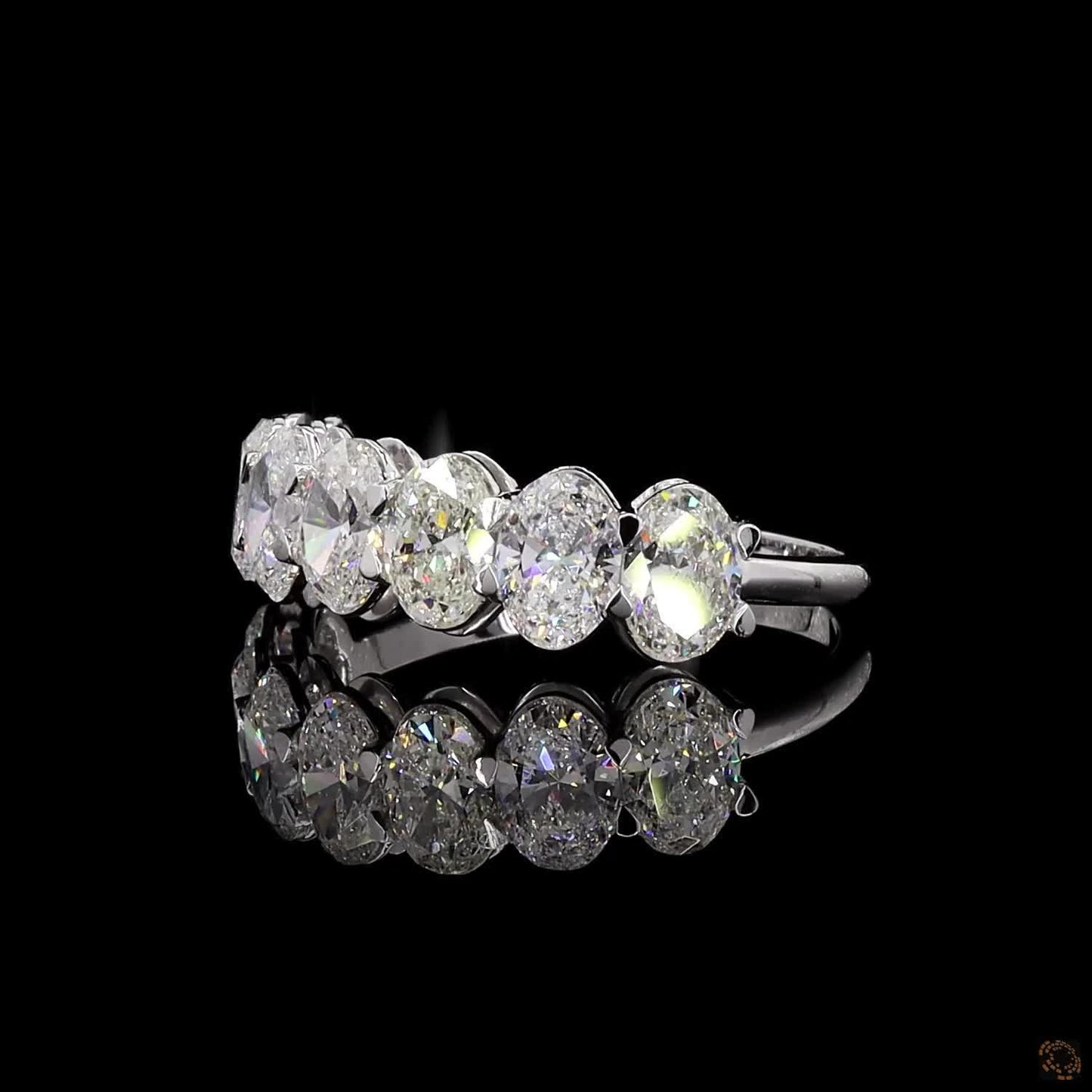 The Exquisite White Gold Oval Diamond Ring