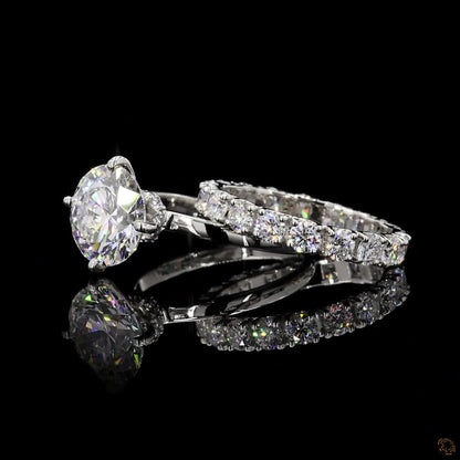Arlena – Round Cut Lab Grown Diamond Ring Set