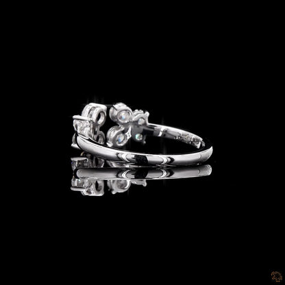 The Luster White Gold Diamond Flower Ring