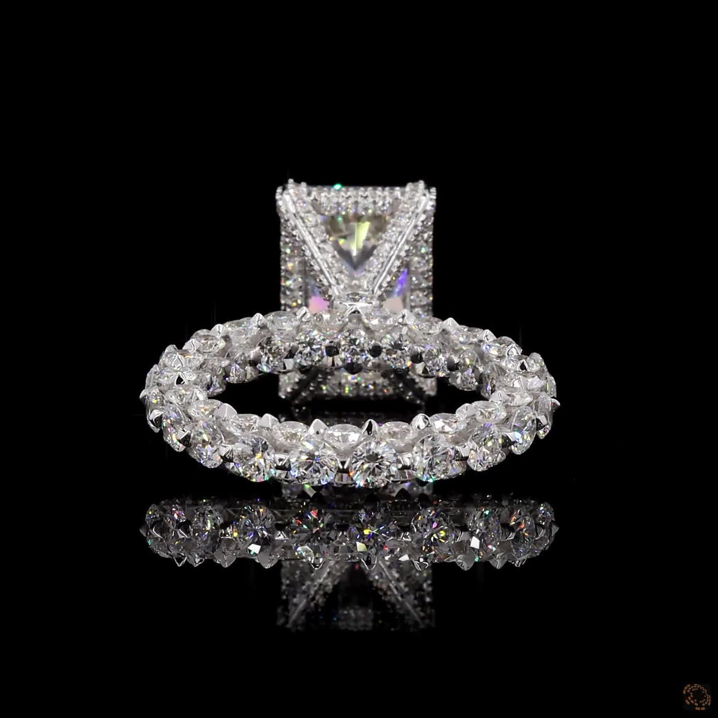 The Luster White Gold Radiant Diamond Ring