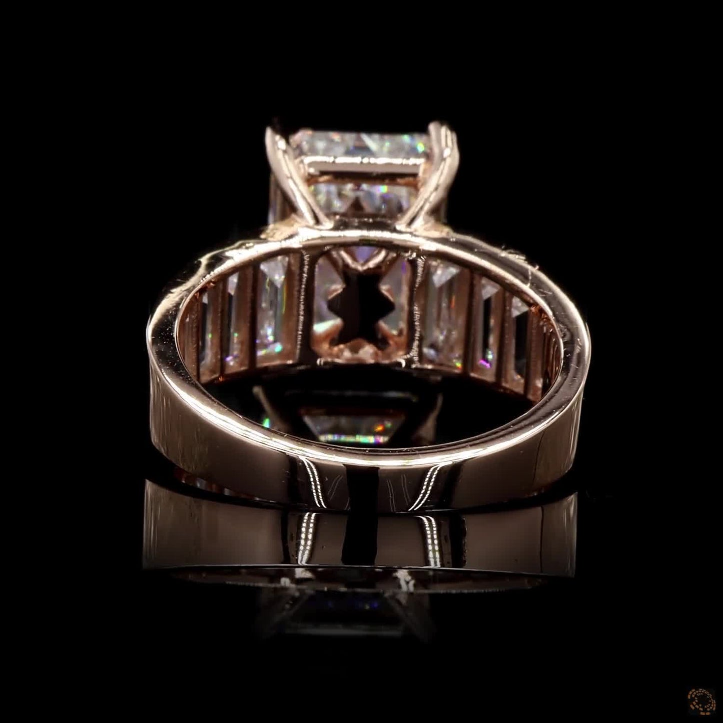 The Exquisite Rose Gold Emerald & Baguette Diamond Ring