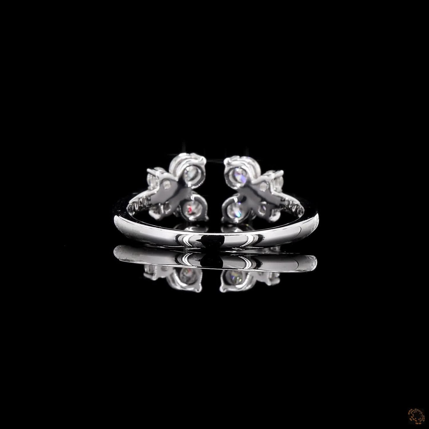 The Luster White Gold Diamond Flower Ring