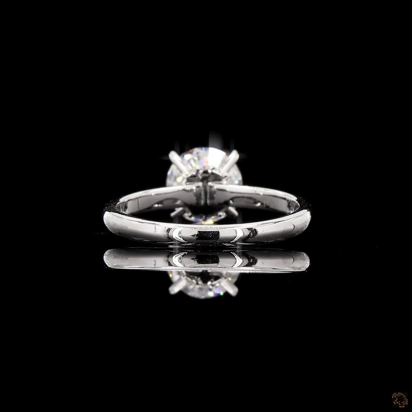 The Luster White Gold Round Diamond Ring