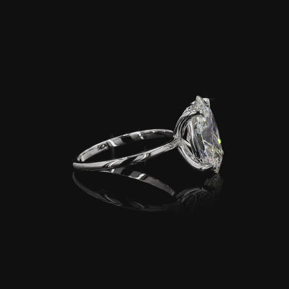 The Exquisite White Gold Oval Diamond Ring