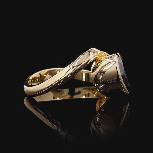 The Avant Yellow Gold Oval Diamond Ring